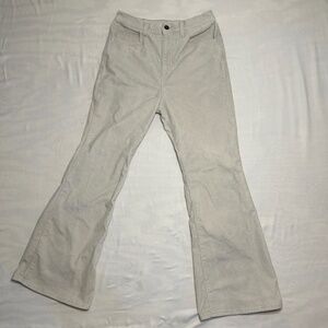 Levi’s Premium 70s High Flare Corduroy Pants Women’s 28 Ivory Cream High Waisted
